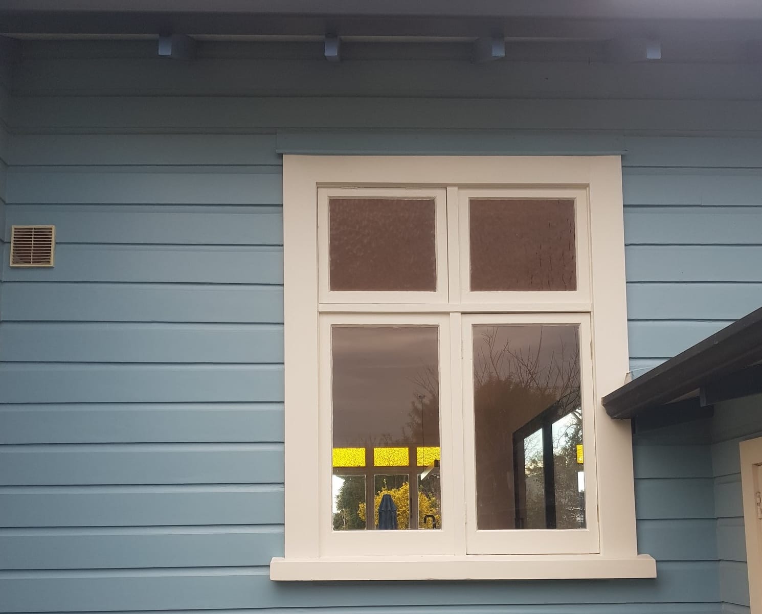 Darling — restored original window detail, keeping the existing character