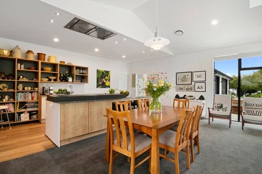 Olliver Home — dining and kitchen