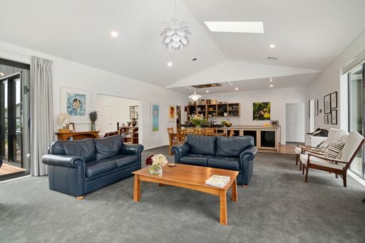 Olliver Home — open plan living and dining