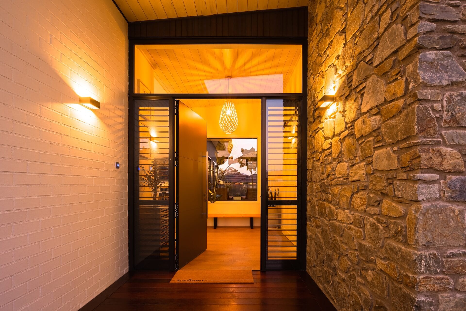 Pope Home — entry with Pukaka stone wall